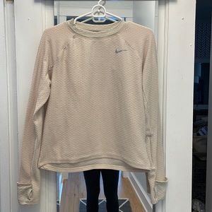 Nike Sphere Crew Long Sleeve Shirt